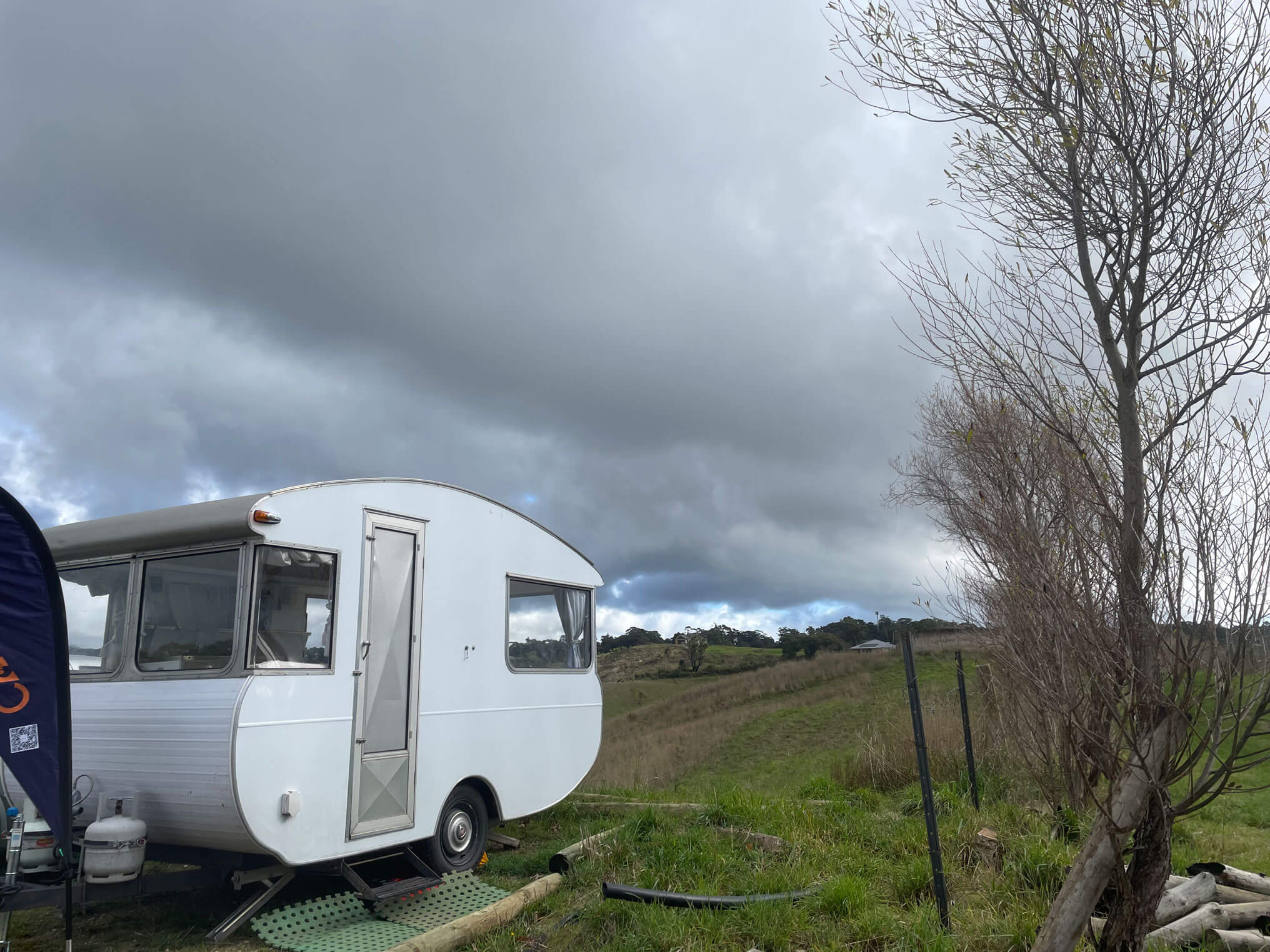camp-by-me-virtual-tours-Tilbrook-Estate-Winery-2